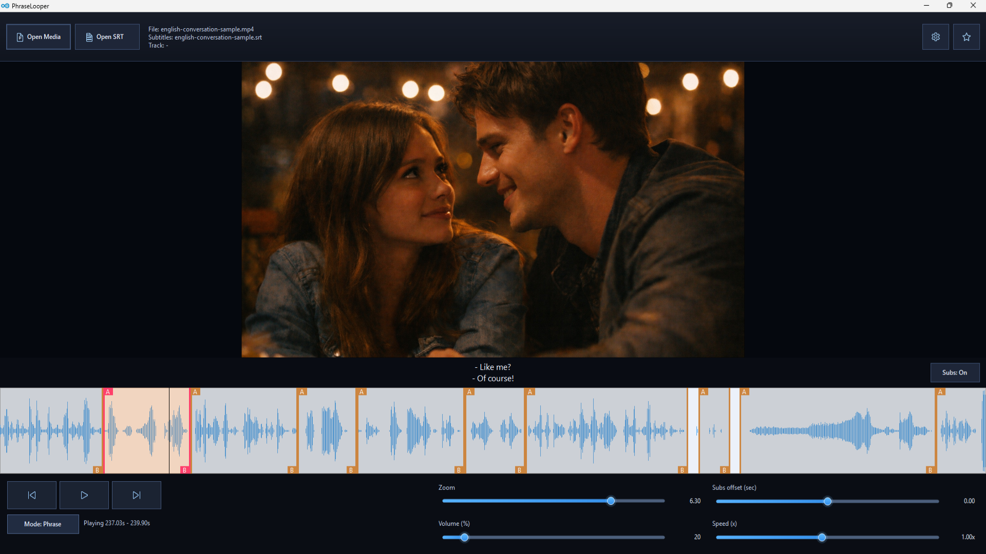 PhraseLooperの再生・波形・字幕連携画面